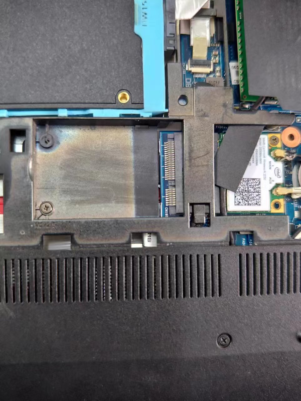 HP ENVY 15j059nr Quad Edition 可以升级什么型号的无线网卡？ 惠普支持社区 1267365