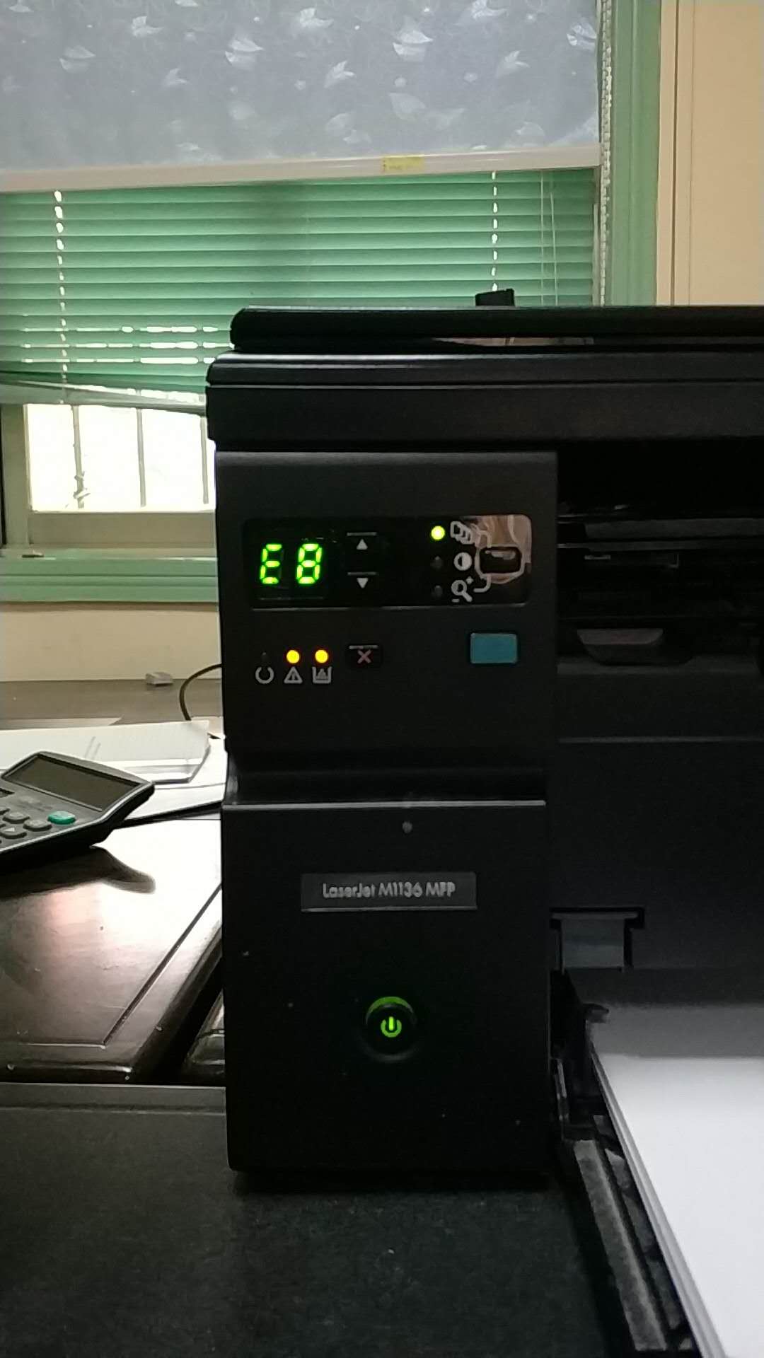 LaserJet M1136 MFP出现E8错误？ - 惠普支持社区 - 852846