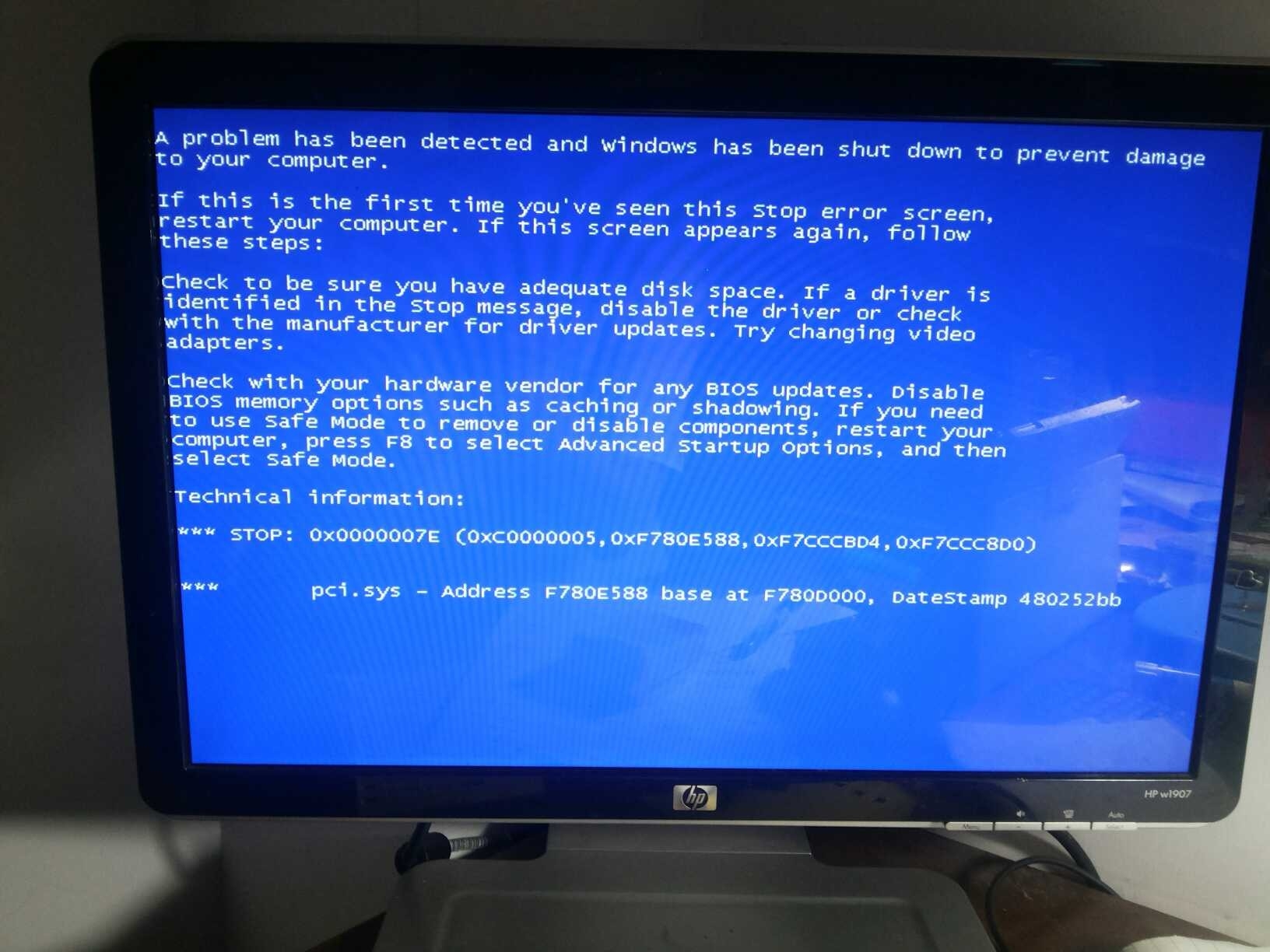 blue screen.JPG